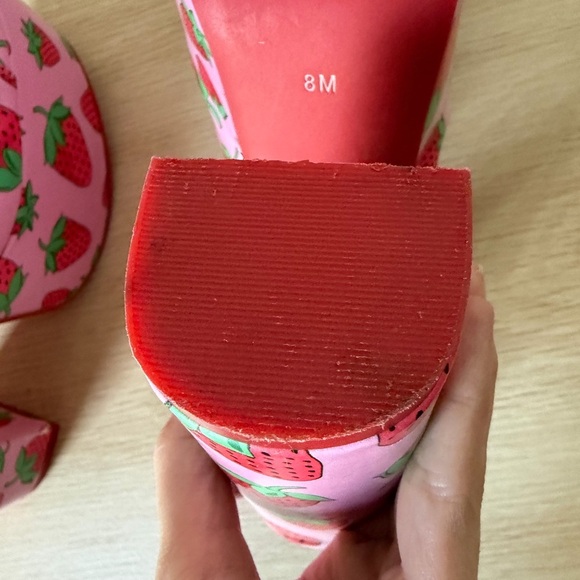 Sugar Thrillz x Dolls Kill Strawberry Fields Platform Pumps Pink 8 - Picture 9 of 15